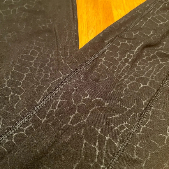 Juicy Couture Sport leggings, size Medium - Picture 2 of 6